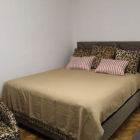 N&aa Appartement Belgrado